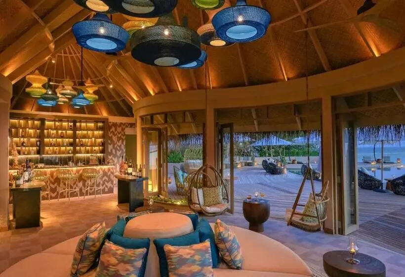 استراحتگاه The Nautilus Maldives