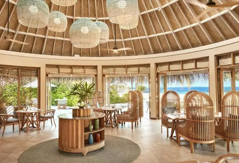 استراحتگاه The Nautilus Maldives