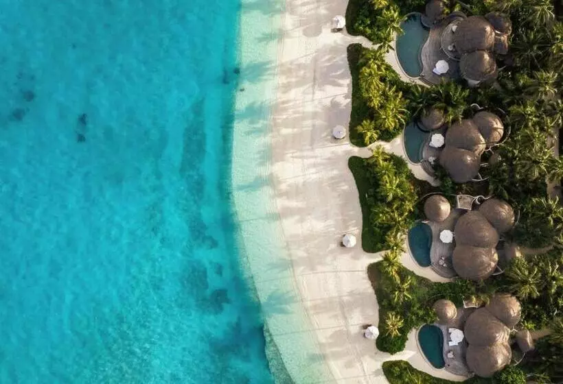 استراحتگاه The Nautilus Maldives