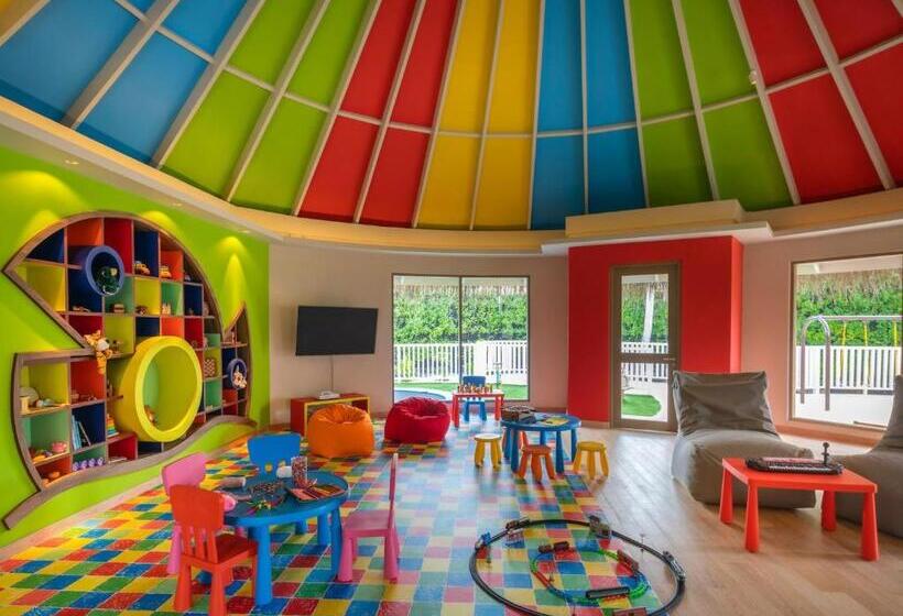 Resort The Nautilus Maldives