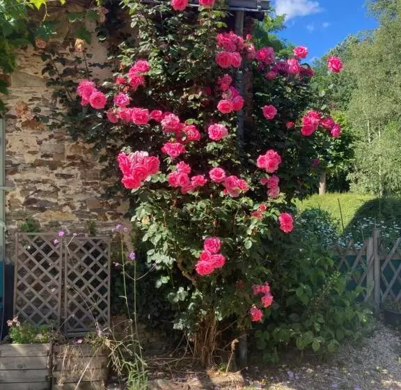 Aamiaismajoitus (B&B) Chambres D Hotes   La Marmoire