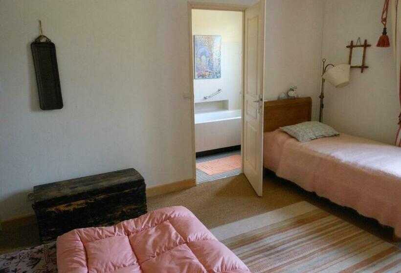 مبيت وإفطار Maison D'hôtes Le Hour