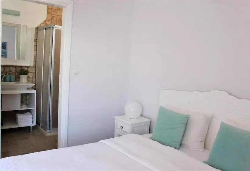Aamiaismajoitus (B&B) Villamer Alaçatı