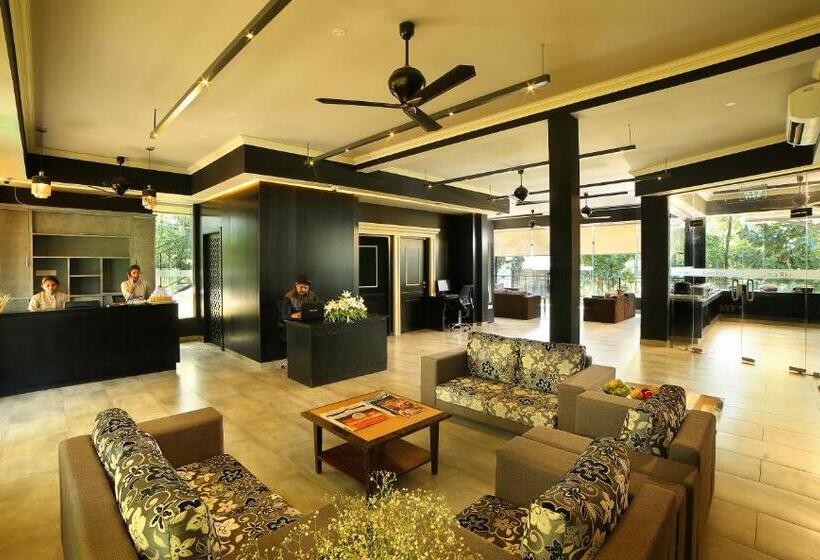 Casa Rio Resorts Athirappilly