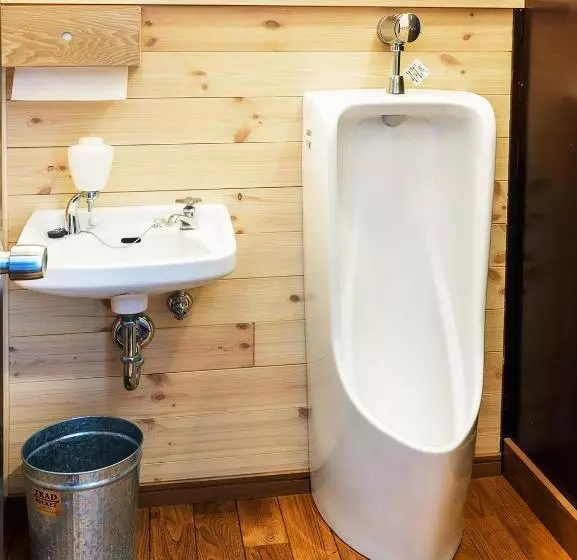 Hotelli 貸切宿にんじん