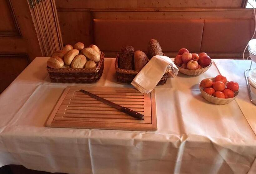 酒店 Gasthaus Zum Ochsen