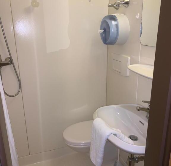 酒店 Gasthaus Zum Ochsen