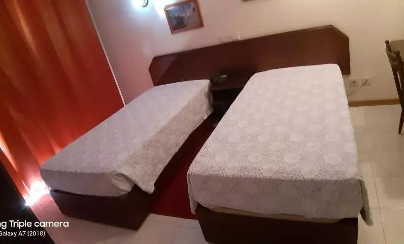 هتل Hostel Armona