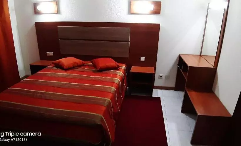 هتل Hostel Armona