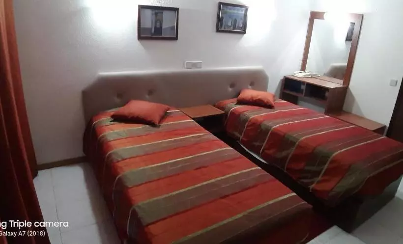 هتل Hostel Armona