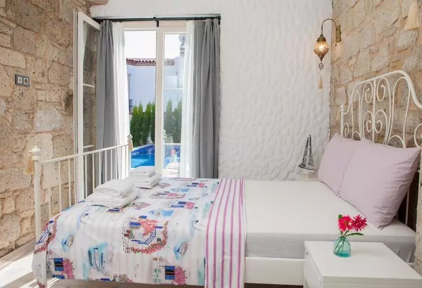 هتل Kybele Suites Alaçatı