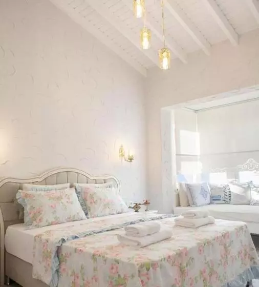 هتل Kybele Suites Alaçatı