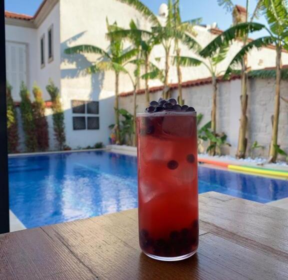 Hotel Kybele Suites Alaçatı