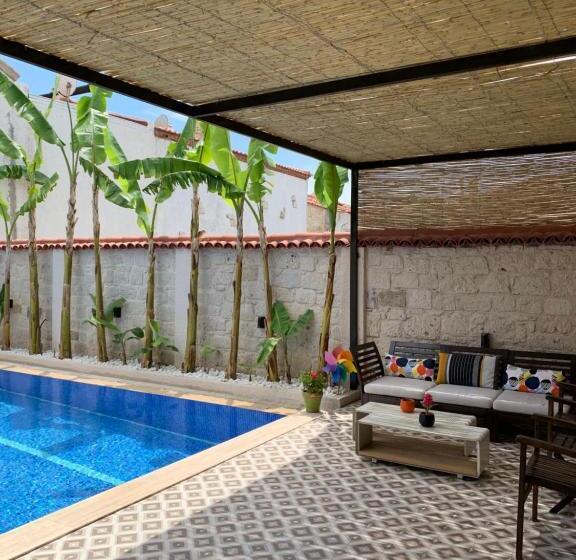 Hotel Kybele Suites Alaçatı