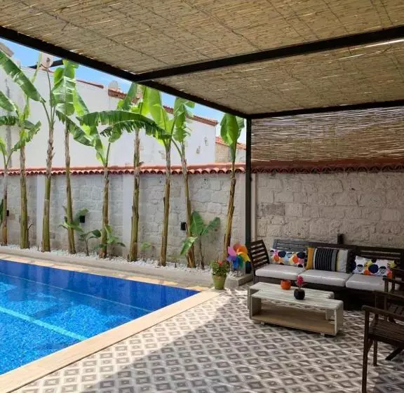 هتل Kybele Suites Alaçatı