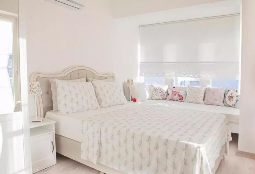 هتل Kybele Suites Alaçatı
