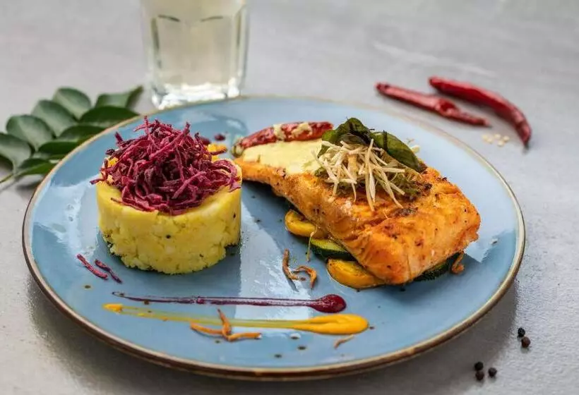 Hotelli Niraamaya Retreats Samroha Athirappilly