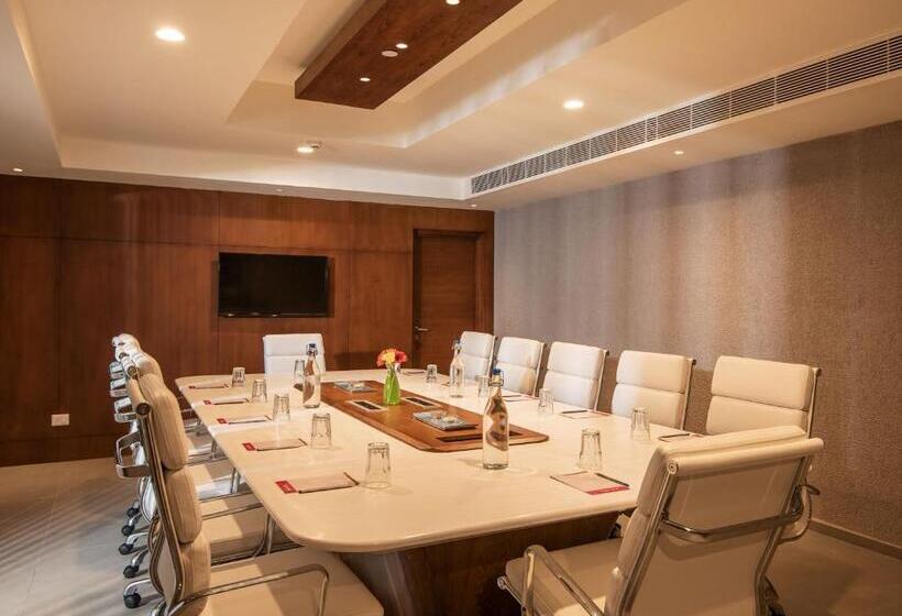 Hotel Niraamaya Retreats Samroha Athirappilly