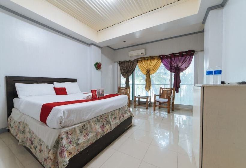 فندق Reddoorz Plus @ Subic 2n2 Beach Resort Zambales