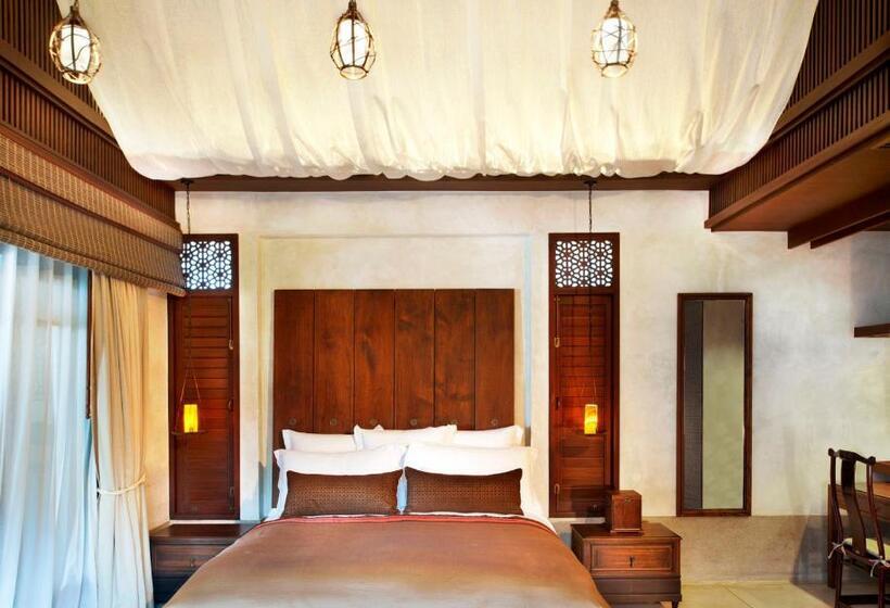 Отель The Lamai Samui