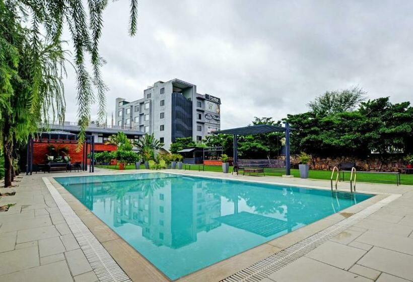 בית מלון כפרי Medalio Resort Udaipur Shobhagpura