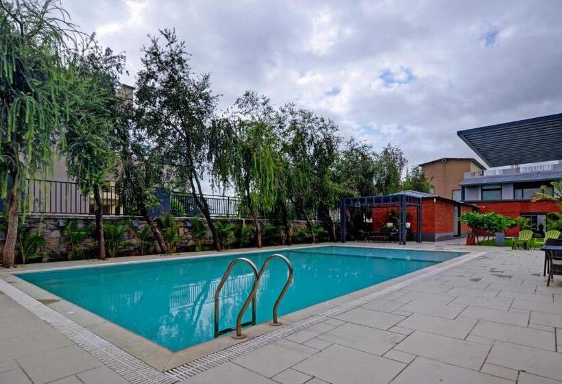 בית מלון כפרי Medalio Resort Udaipur Shobhagpura