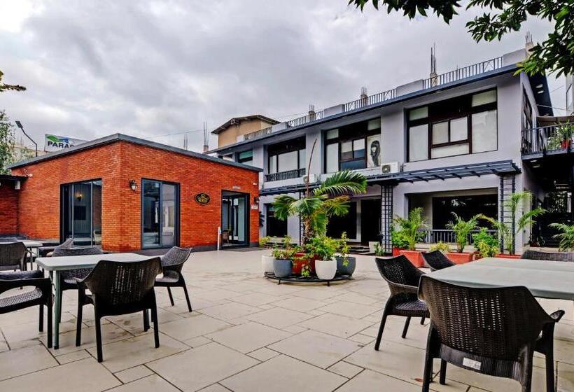 בית מלון כפרי Medalio Resort Udaipur Shobhagpura