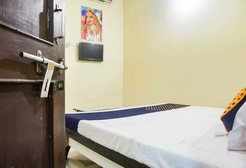 ホテル Spot On 76977  Bhopal Palace