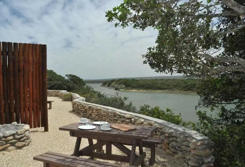 Lomakeskus De Hoop Collection   Campsite Rondawels