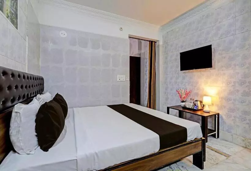 ホテル O Golden Pride