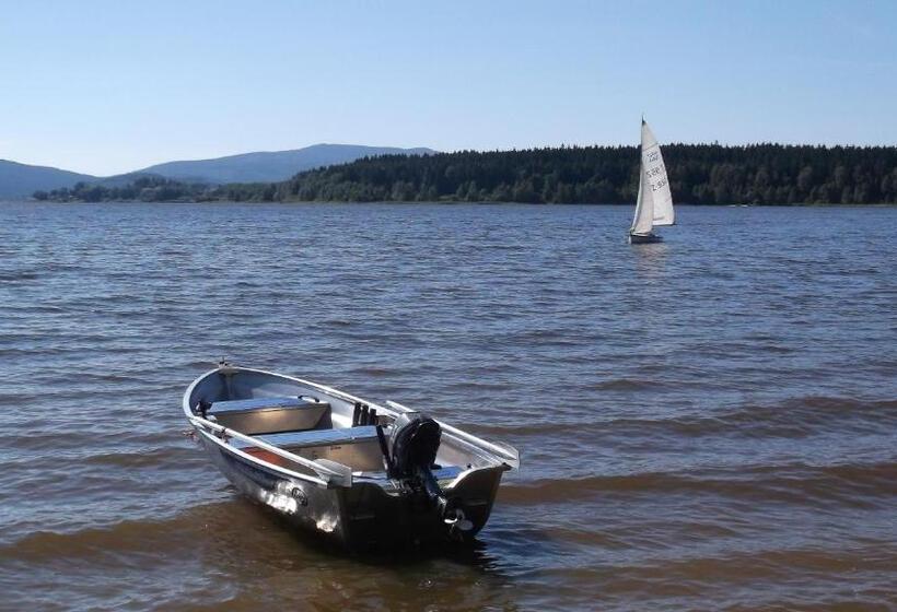 منتجع Lipno Wellness - Frymburk Hotel Private Family Room