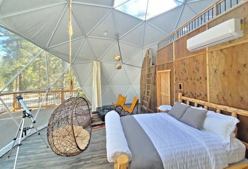 فندق Clear Sky Resorts Glacier Unique Sky Domes