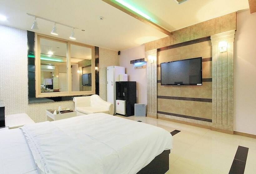 Motel Gwangju Hanam One