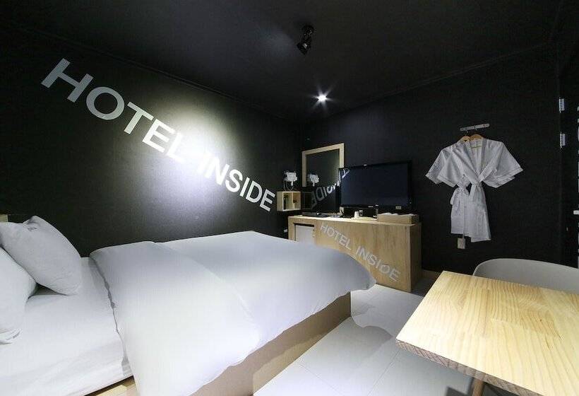 Suwon Hotel Inside