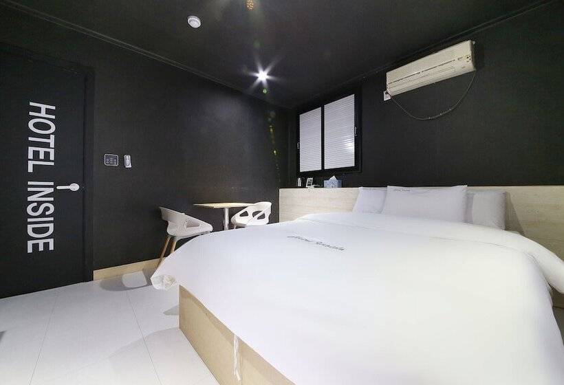 Suwon Hotel Inside