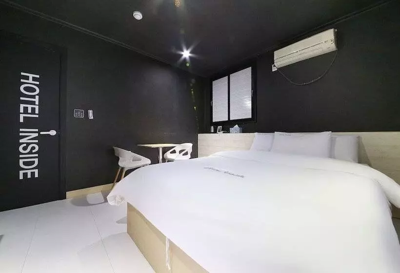 Suwon Hotel Inside