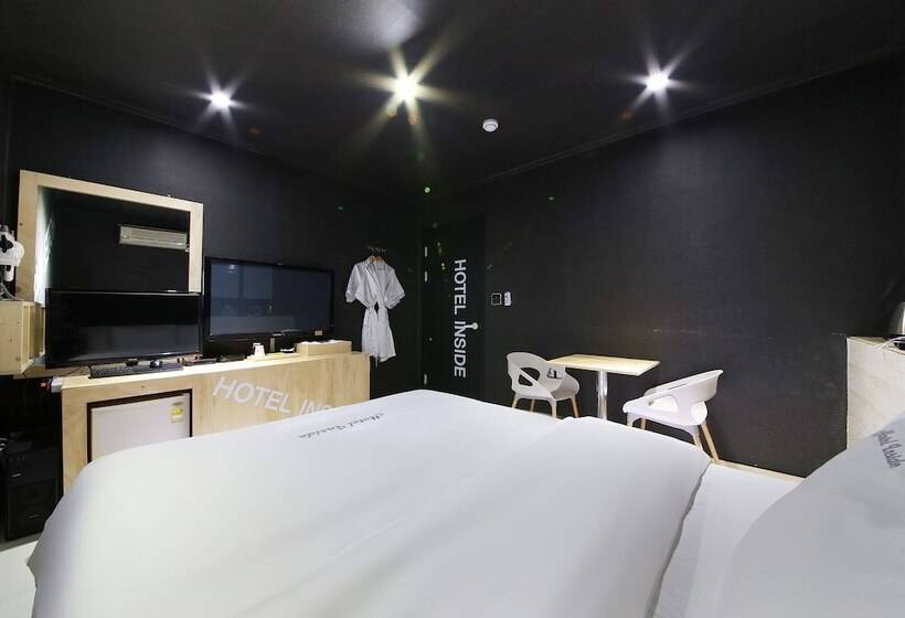 Suwon Hotel Inside