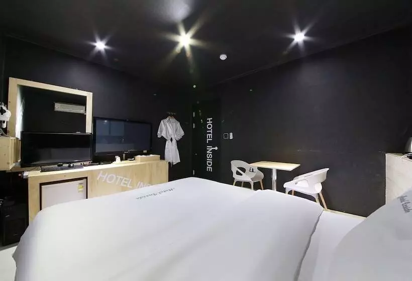 Suwon Hotel Inside