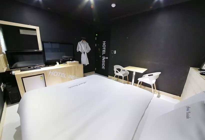 Suwon Hotel Inside