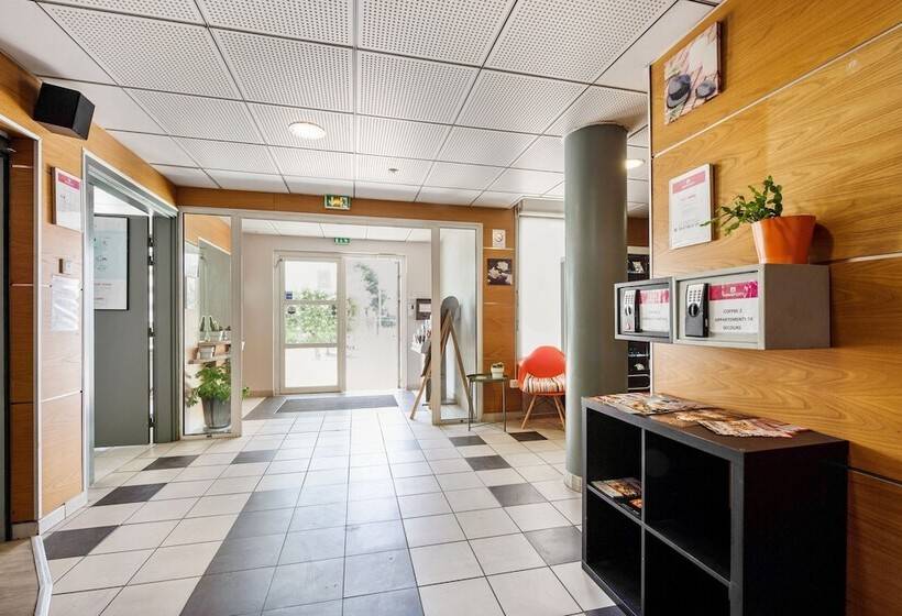 Appart City Classic Marseille Aéroport  Vitrolles