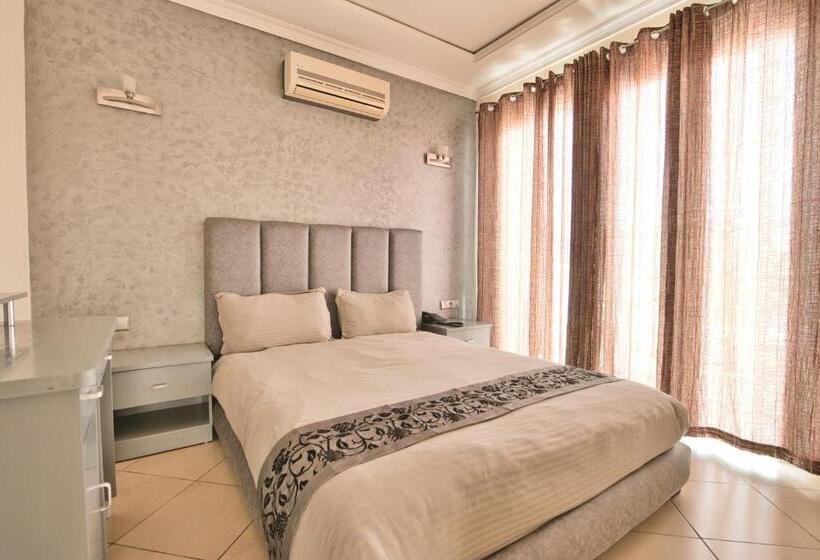 Appart Hôtel Founty Beach