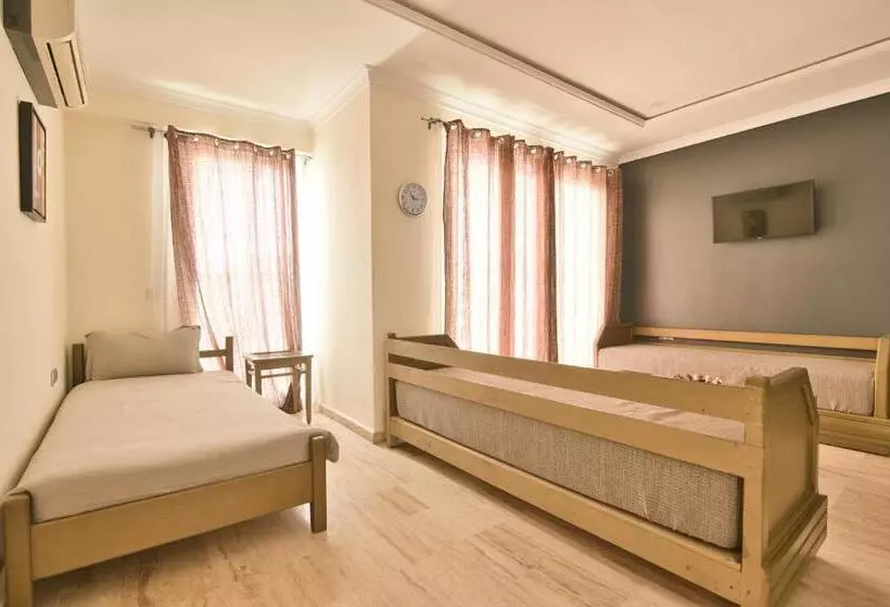 Appart Hôtel Founty Beach