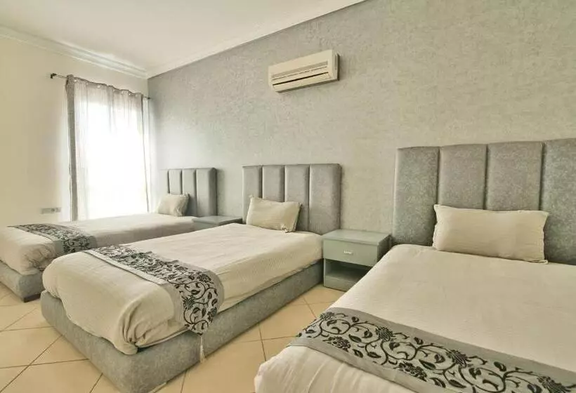 Appart Hôtel Founty Beach