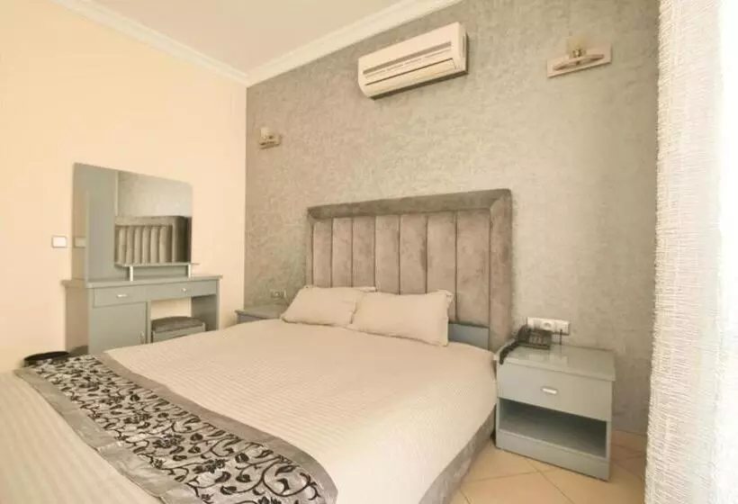 Appart Hôtel Founty Beach