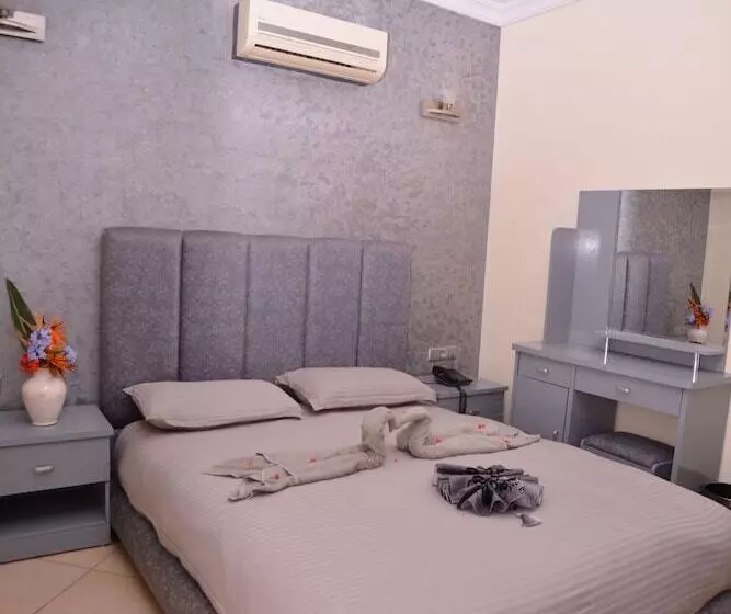 Appart Hôtel Founty Beach