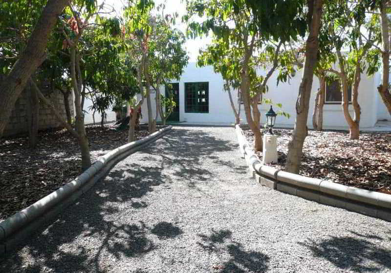 Cho Manuel Residence