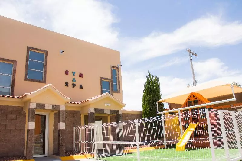 Copper Canyon Boutique Hotel