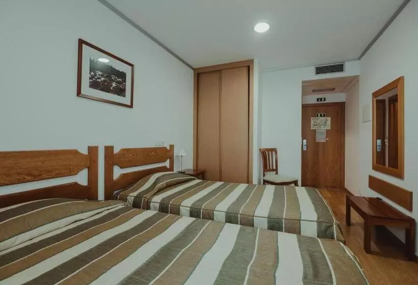 ホテル Albergaria Senhora Do Espinheiro