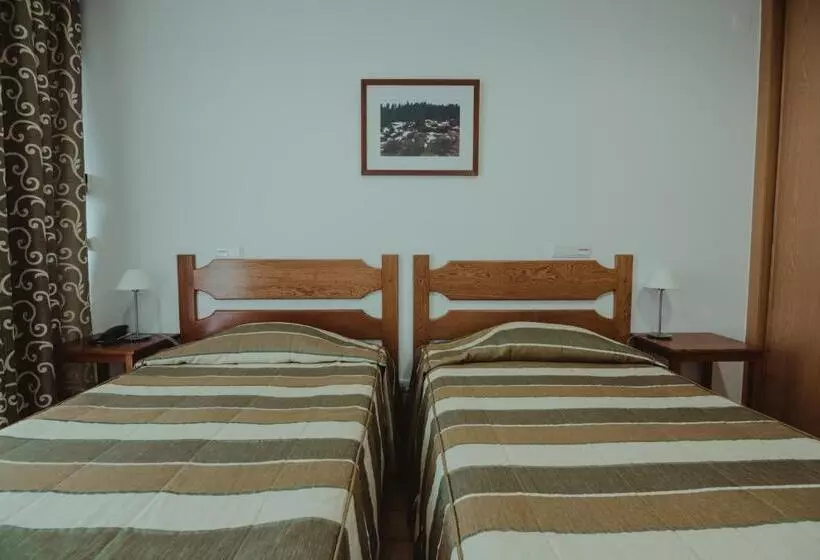 ホテル Albergaria Senhora Do Espinheiro