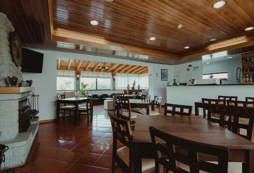 ホテル Albergaria Senhora Do Espinheiro